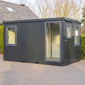Container per ufficio standard 4x2m con finestra intera