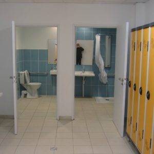 Spogliatoio del bungalow sanitario