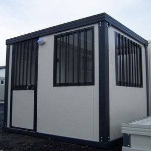 Nuovo bungalow con alloggio del custode 3