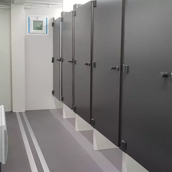 Bungalow sanitario 12 bagni